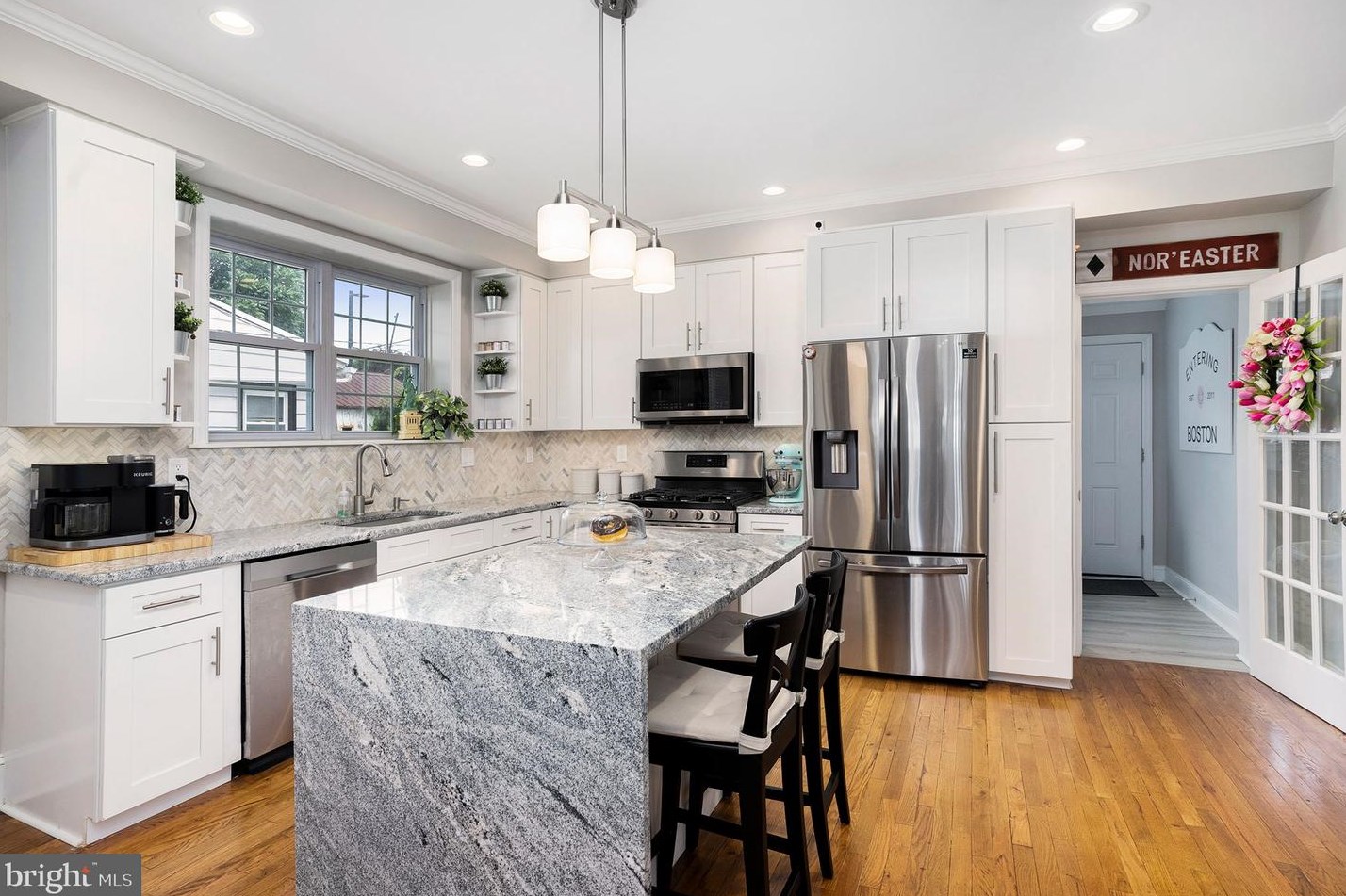 453 Leverington Ave, Philadelphia PA  19128-3315 exterior