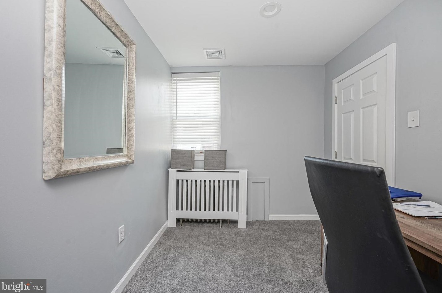 1221 Fitzgerald St, Philadelphia PA  19148-3515 exterior