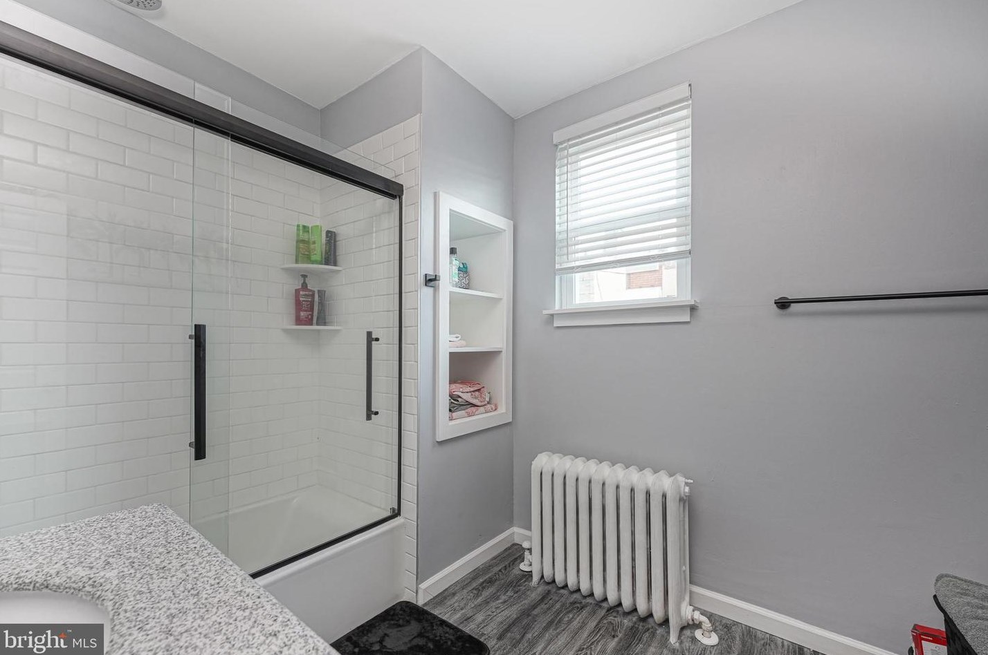 1221 Fitzgerald St, Philadelphia PA  19148-3515 exterior