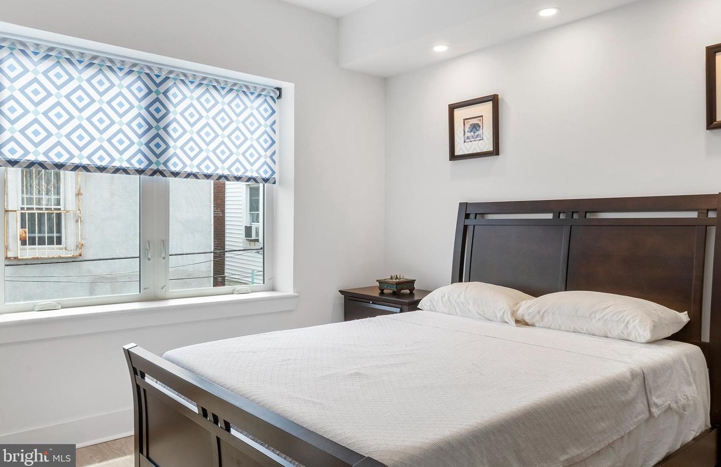 1010 Cross St, Philadelphia PA  19147-6314 exterior