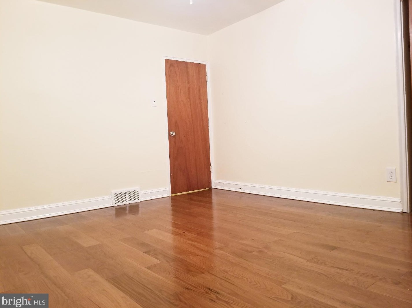2034 Newkirk St, Philadelphia PA  19145-2420 exterior