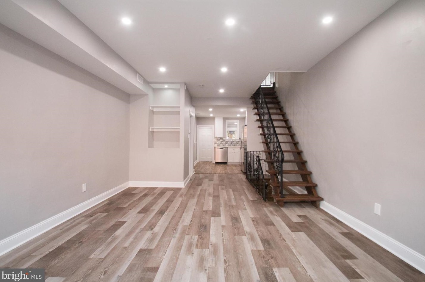 2322 Lambert St, Philadelphia PA  19132-4818 exterior