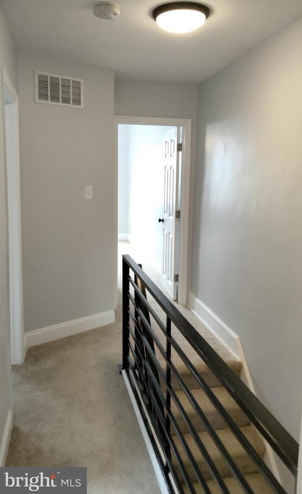 1516 Kinsdale St, Philadelphia PA  19126-2752 exterior