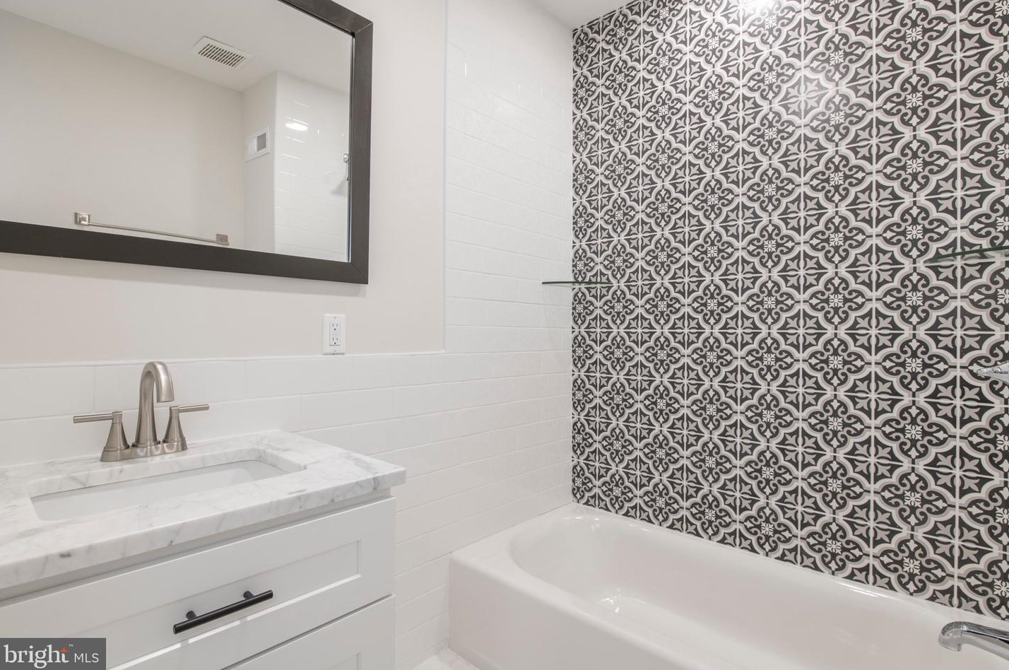 6324 Haverford Ave, Philadelphia PA  19151-4143 exterior