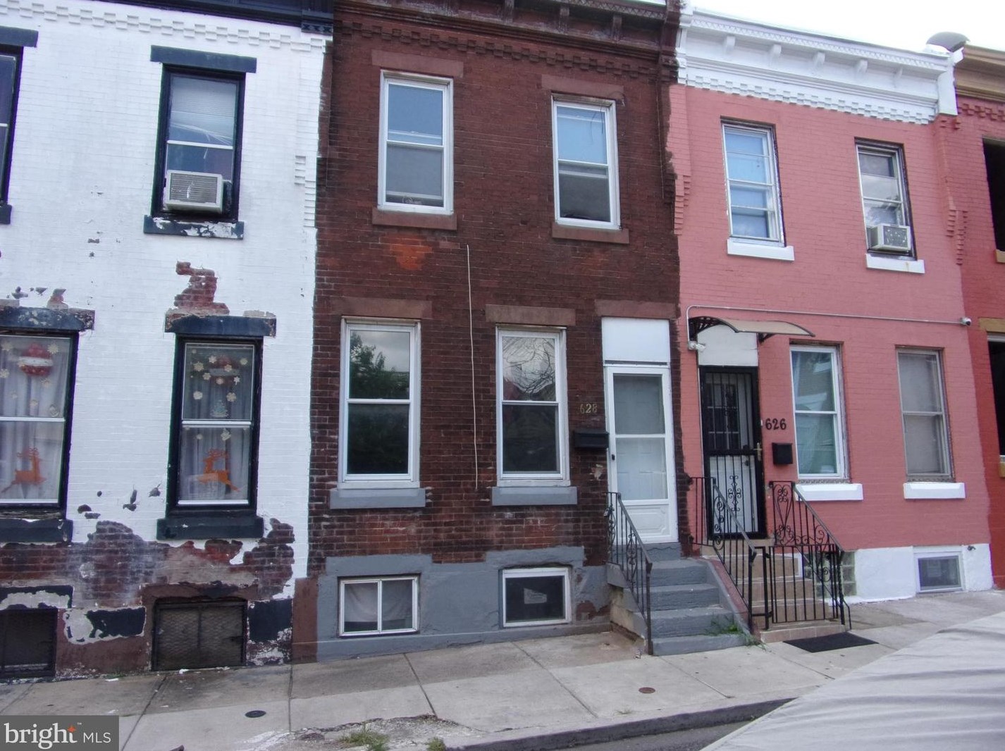 628 Lippincott St, Philadelphia PA  19134-2307 exterior
