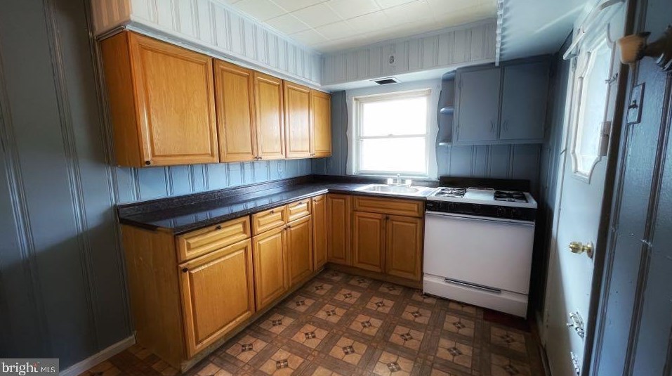 3085 Chatham St, Philadelphia PA  19134-4306 exterior