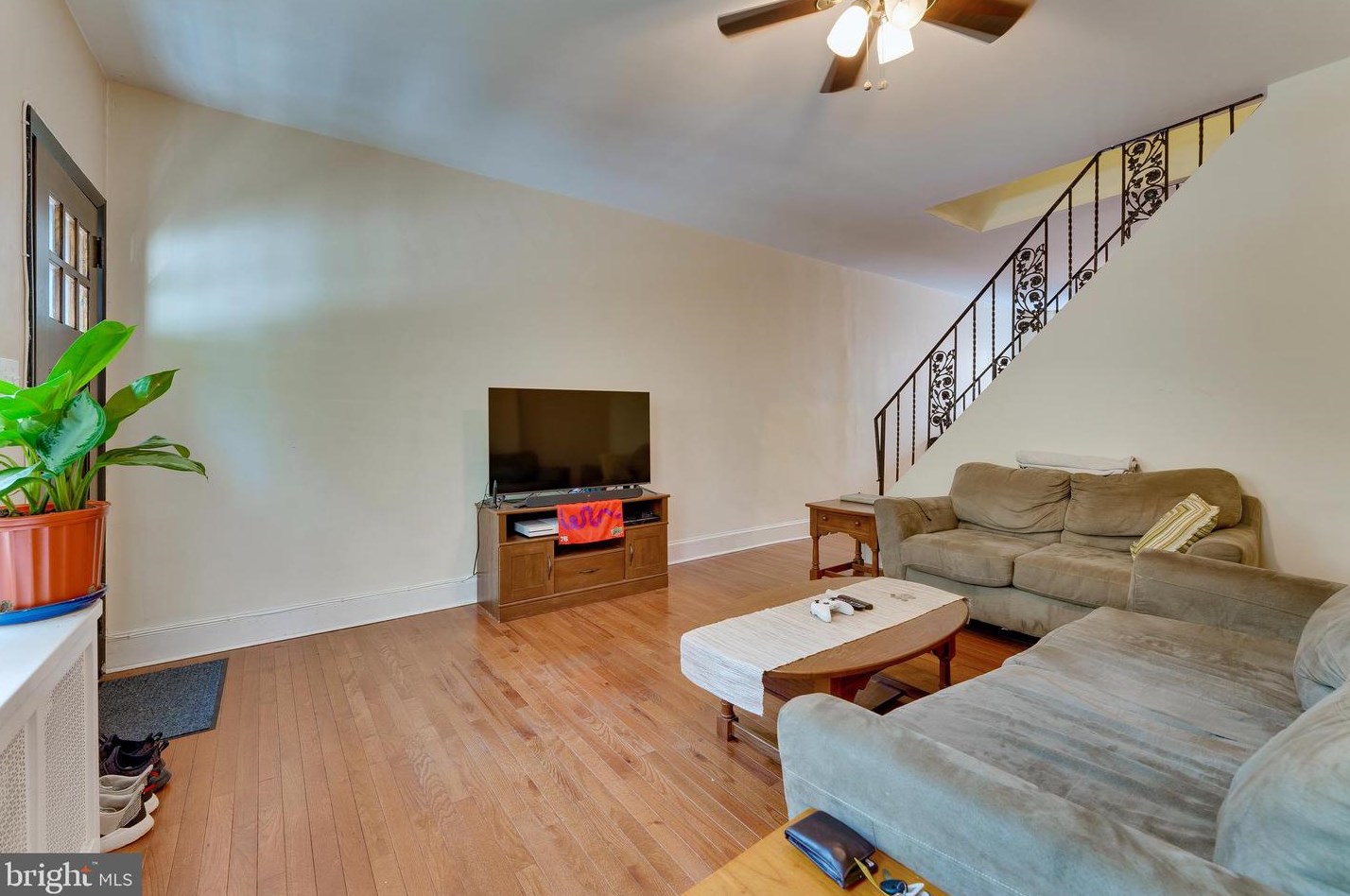 3846 Terrace St, Philadelphia PA  19128-5212 exterior