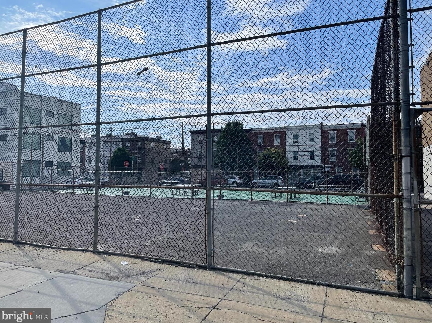 2547 Tilton St, Philadelphia PA  19125-4035 exterior