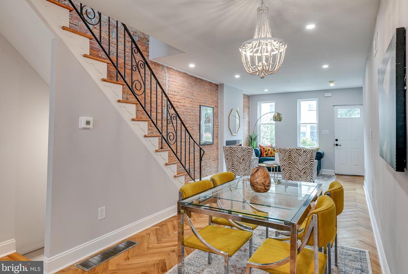 923 Tasker St, Philadelphia PA  19148-1123 exterior
