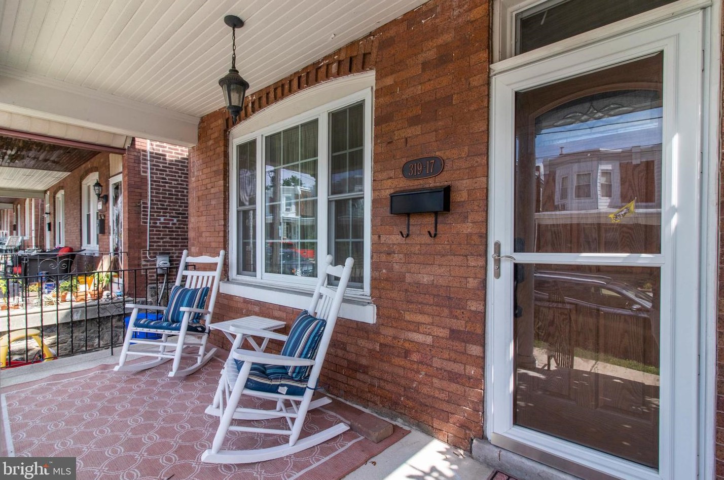 317 Rector St, Philadelphia PA  19128-5042 exterior