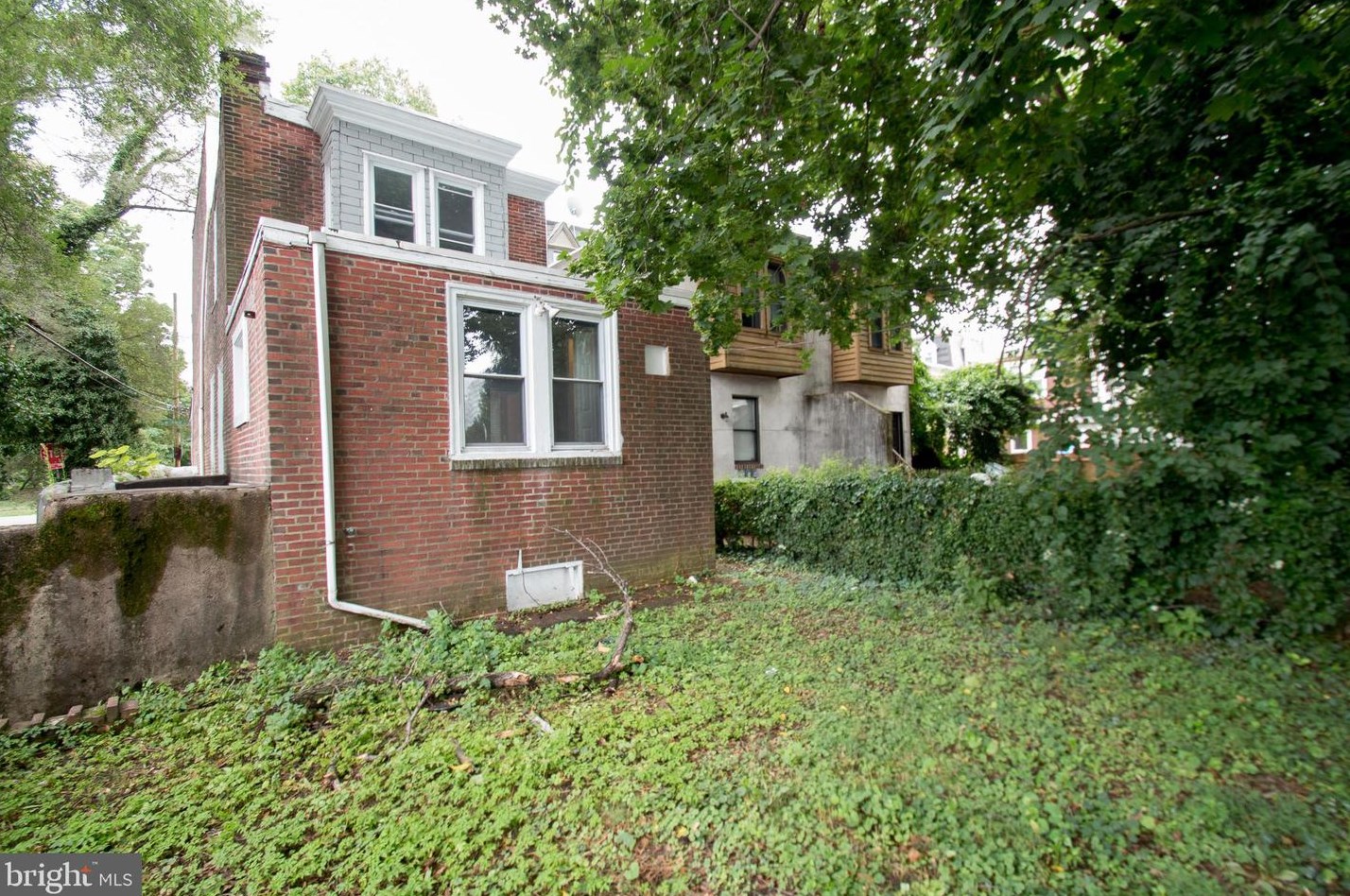 4833 Morris St, Philadelphia PA  19144-4711 exterior