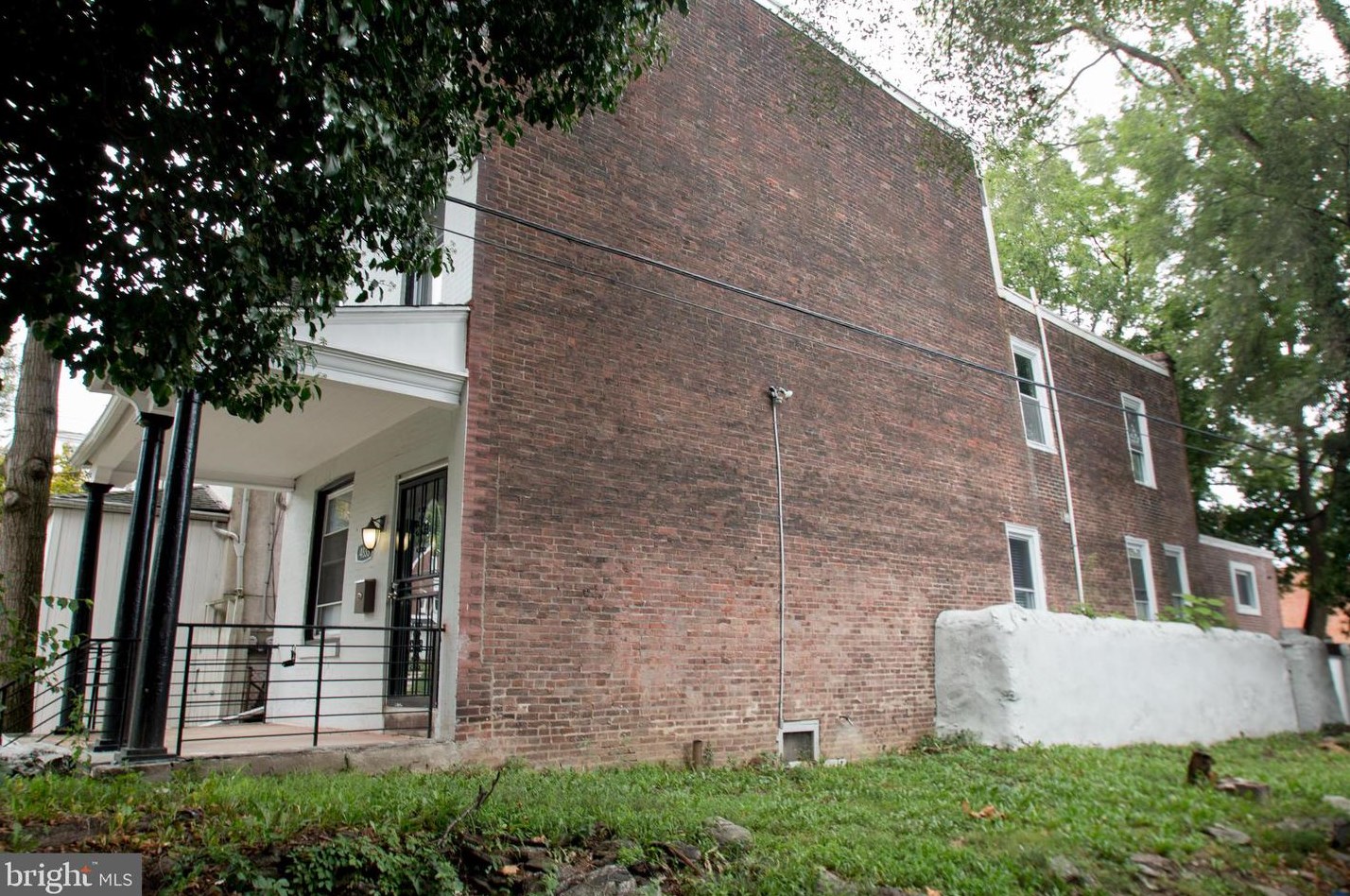 4833 Morris St, Philadelphia PA  19144-4711 exterior