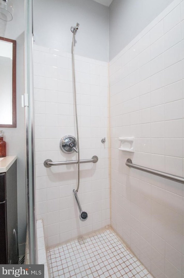 4833 Morris St, Philadelphia PA  19144-4711 exterior