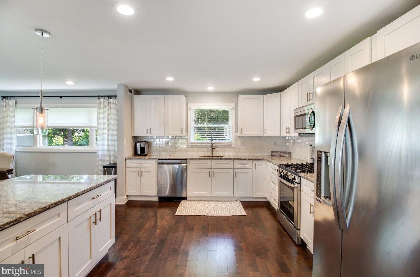 9221 Burbank Rd, Philadelphia PA  19115-3415 exterior