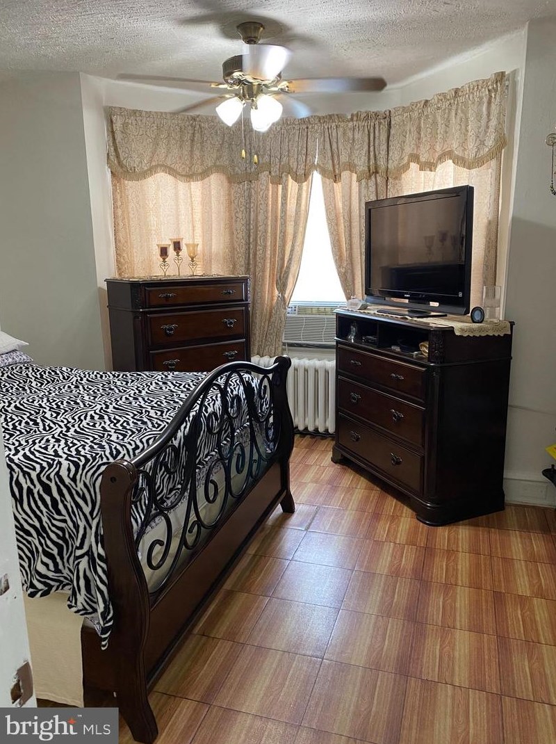142 Luray St, Philadelphia PA  19120-4425 exterior