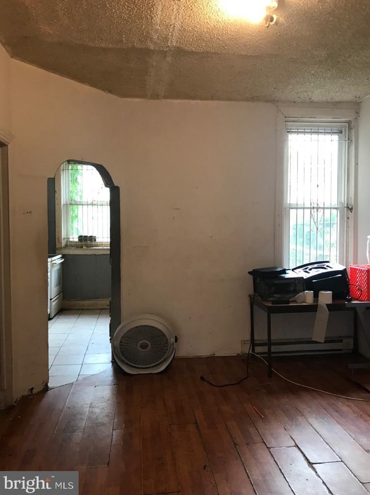 2752 Opal St, Philadelphia PA  19132-2609 exterior