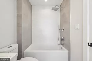 2006 Renaissance Walk, Philadelphia, PA 19145 - Photo 47