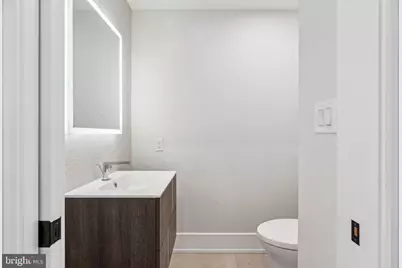 2006 Renaissance Walk, Philadelphia, PA 19145 - Photo 15