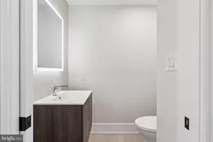 2006 Renaissance Walk, Philadelphia, PA 19145 - Photo 15