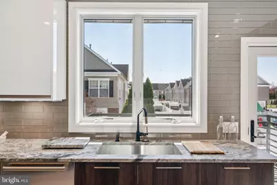 2006 Renaissance Walk, Philadelphia, PA 19145 - Photo 23