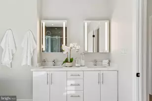 2006 Renaissance Walk, Philadelphia, PA 19145 - Photo 51