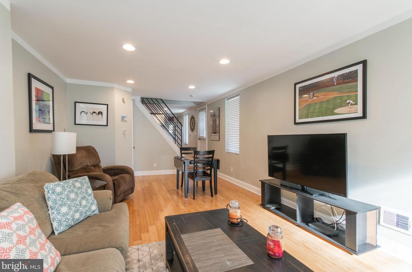 2544 Sepviva St, Philadelphia PA  19125-2227 exterior
