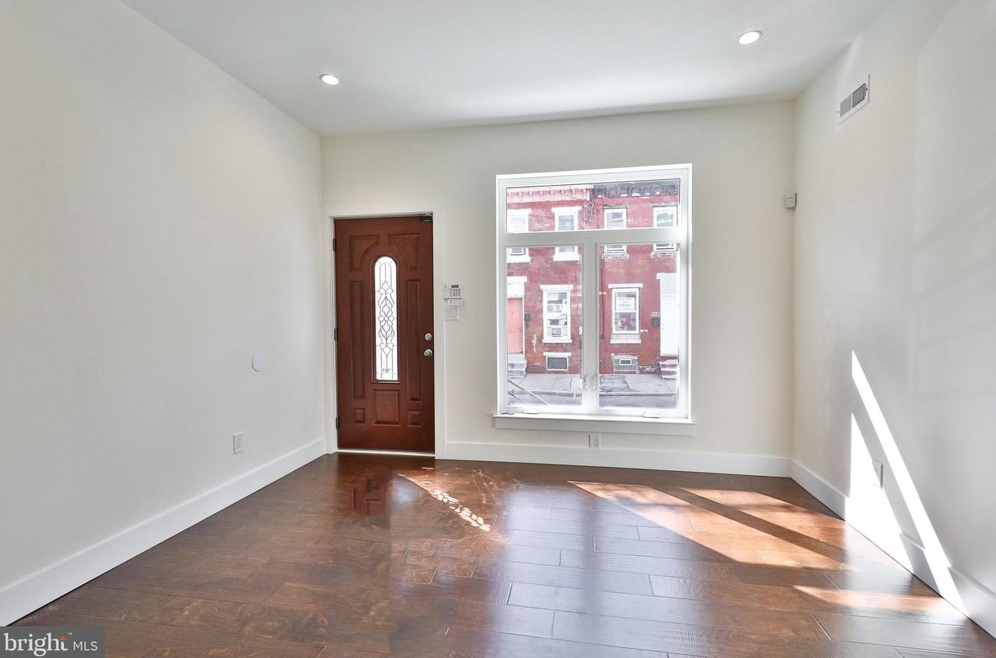 1621 Cadwallader St, Philadelphia PA  19122-3013 exterior