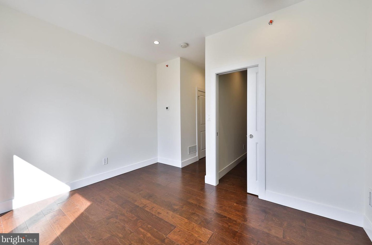 1621 Cadwallader St, Philadelphia PA  19122-3013 exterior