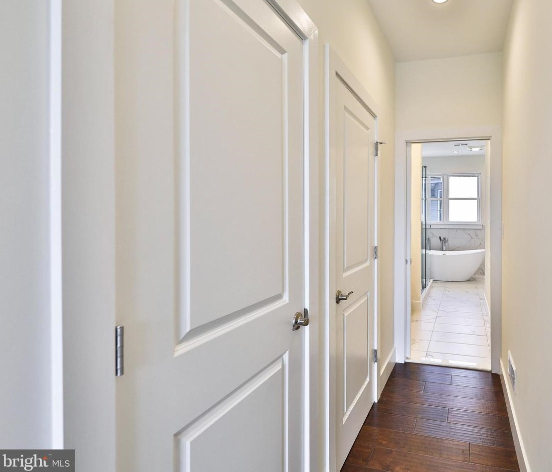1621 Cadwallader St, Philadelphia PA  19122-3013 exterior