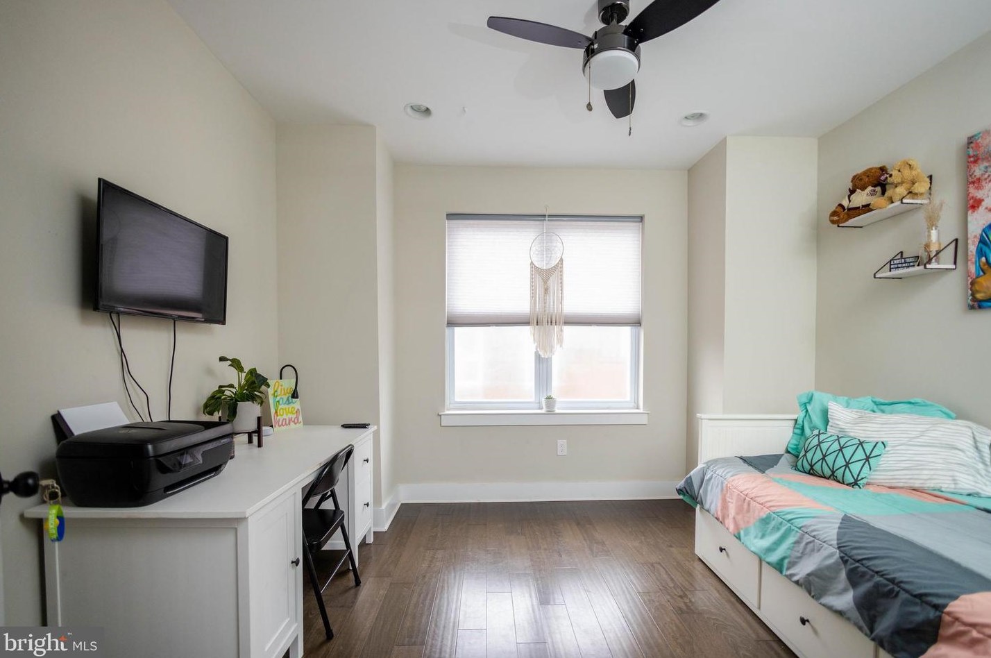 1243 Myrtlewood St, Philadelphia PA  19121-4514 exterior