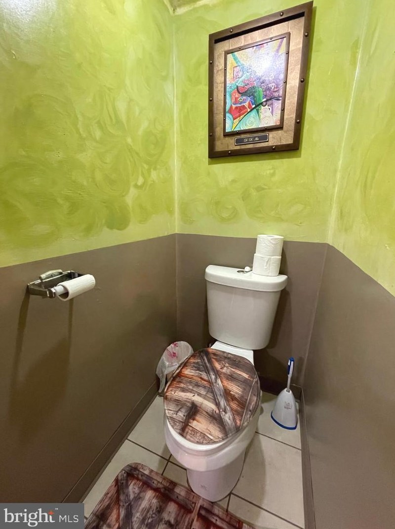 330 Ashdale St, Philadelphia PA 19120-3605 exterior