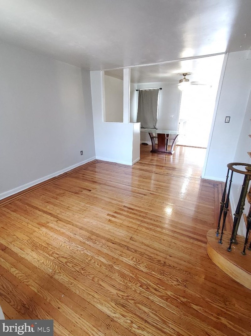 1015 67th St, Philadelphia PA 19151-3002 exterior