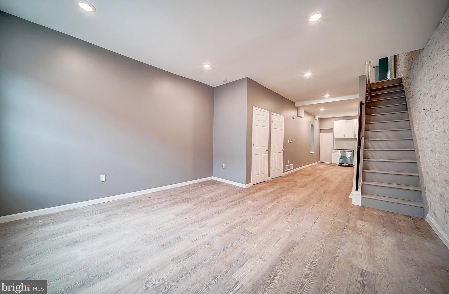 2333 Woodstock St, Philadelphia PA  19132-4827 exterior