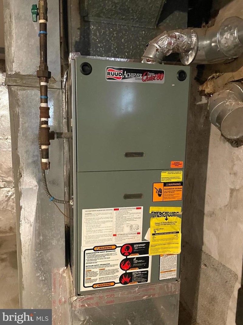 65 Lindenwood St, Philadelphia PA 19139-2642 exterior