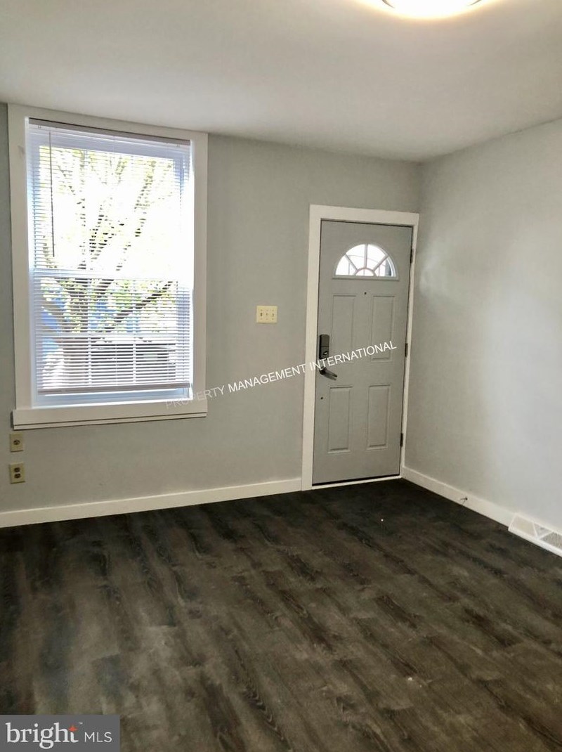 4208 Westminster Ave, Philadelphia PA  19104-1428 exterior