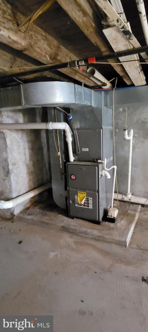 1139 Somerset St, Philadelphia PA 19133-1222 exterior