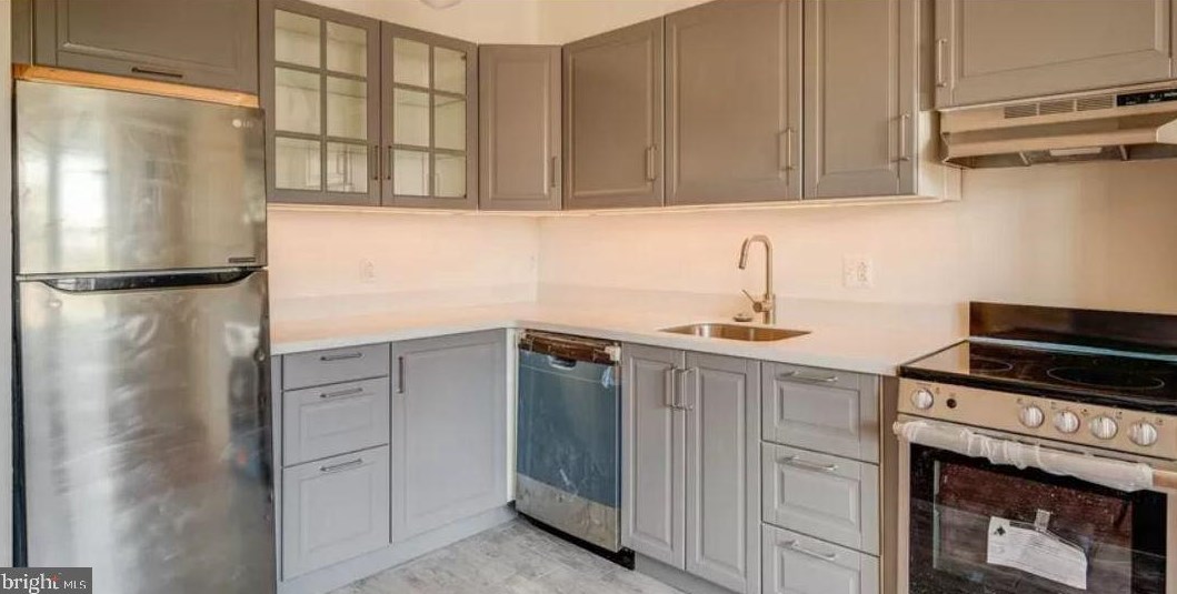 1118 47 St, Philadelphia PA 19131-1506 exterior