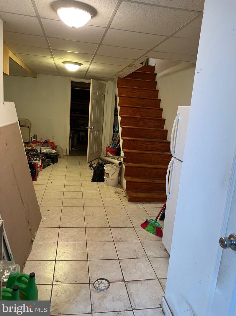 919 Washington Ave, Philadelphia PA 19147-4825 exterior