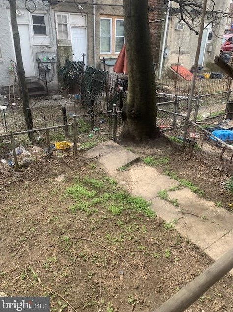 2522 67th St, Philadelphia PA 19142-2704 exterior