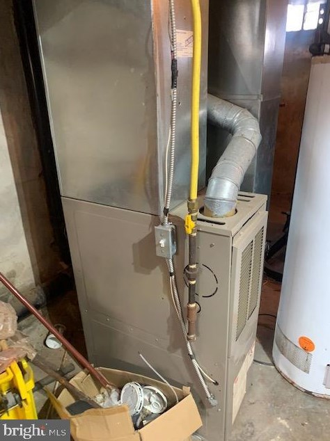 2522 67th St, Philadelphia PA 19142-2704 exterior