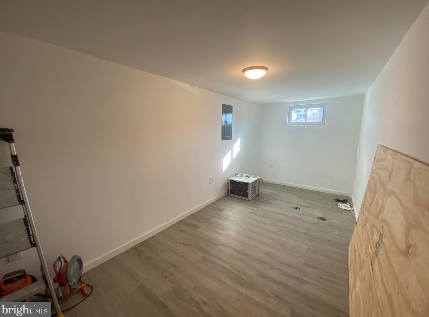 7105 Forrest Ave, Philadelphia PA  19138-2020 exterior