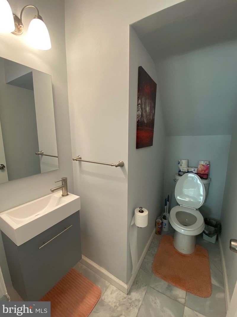 7105 Forrest Ave, Philadelphia PA  19138-2020 exterior