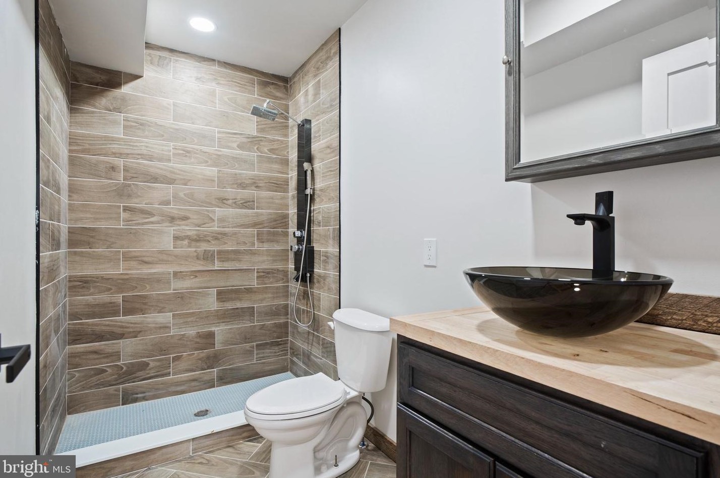 1343 Palmer St, Philadelphia PA 19125-2620 exterior