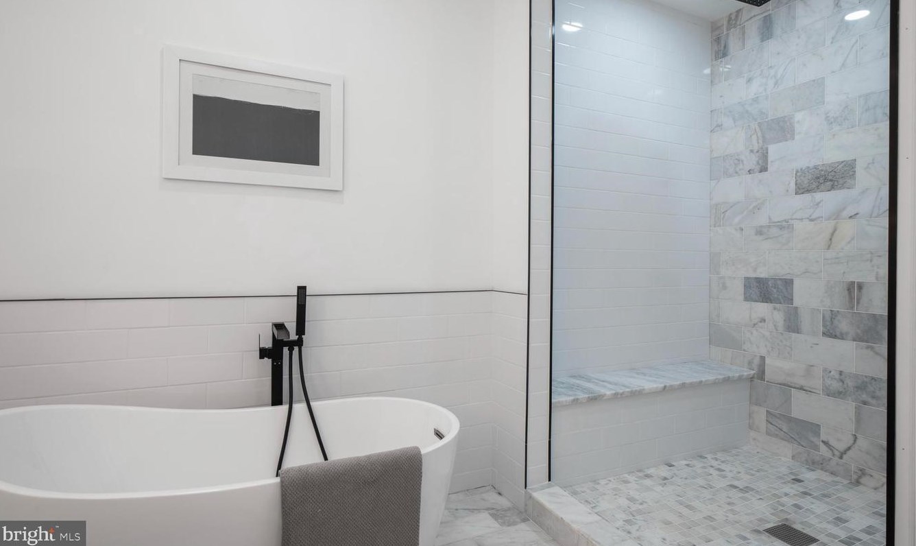 1343 Palmer St, Philadelphia PA 19125-2620 exterior