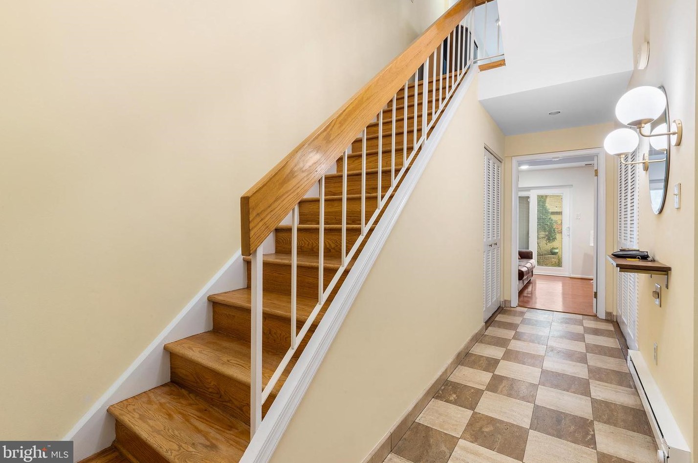 2036 Appletree St, Philadelphia PA  19103-1410 exterior