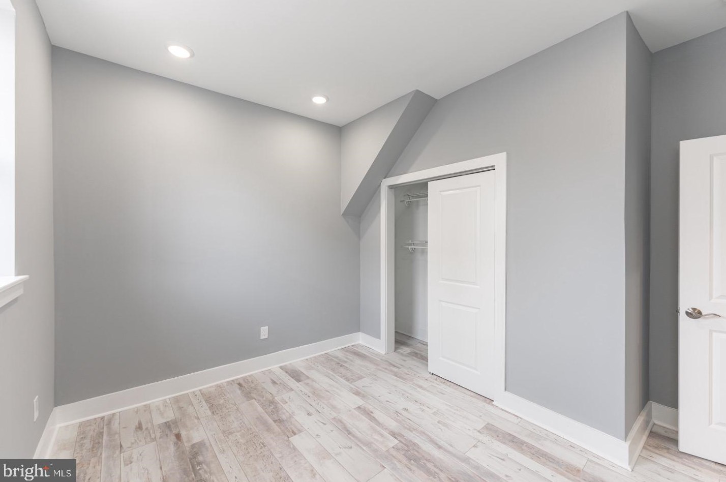 3252 Miller St, Philadelphia PA  19134-5243 exterior