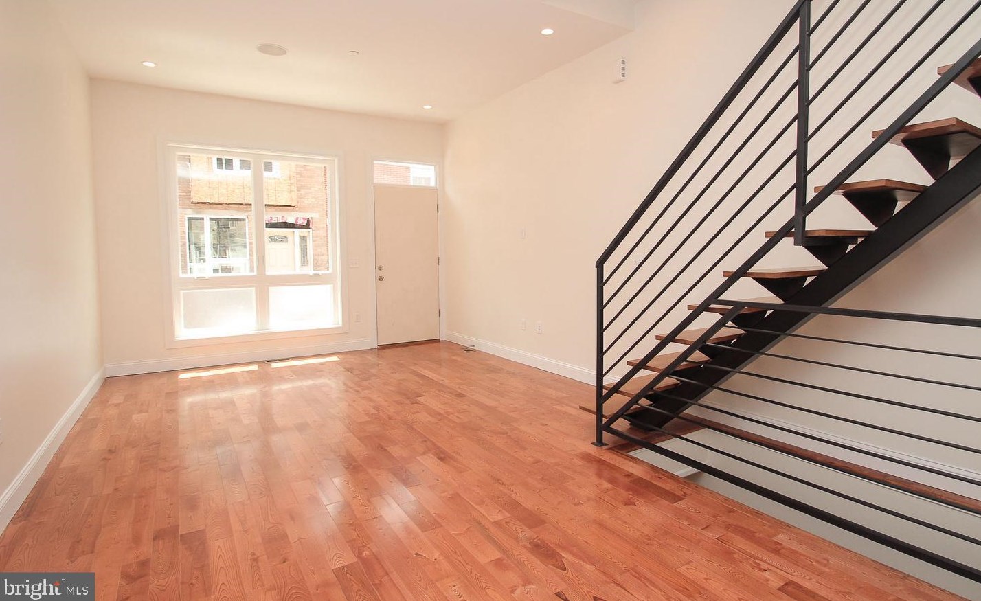 2647 Latona St, Philadelphia PA  19146-3809 exterior
