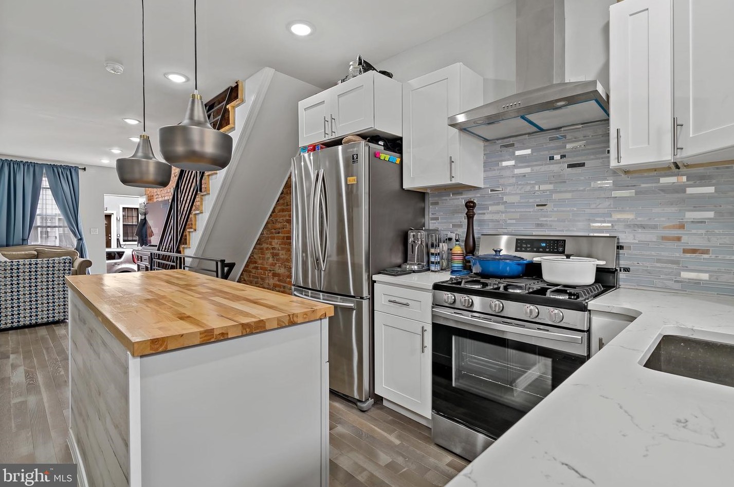 1915 Pierce St, Philadelphia PA  19145-2010 exterior