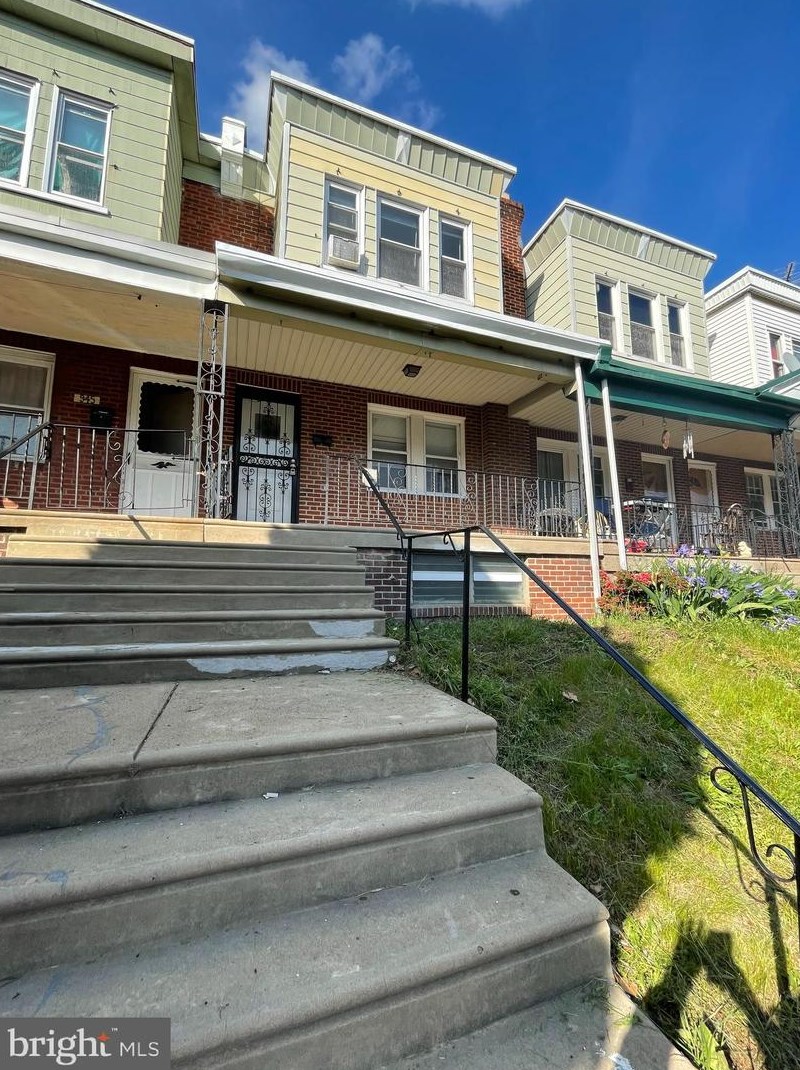 947 Anchor St, Philadelphia PA  19124-1035 exterior