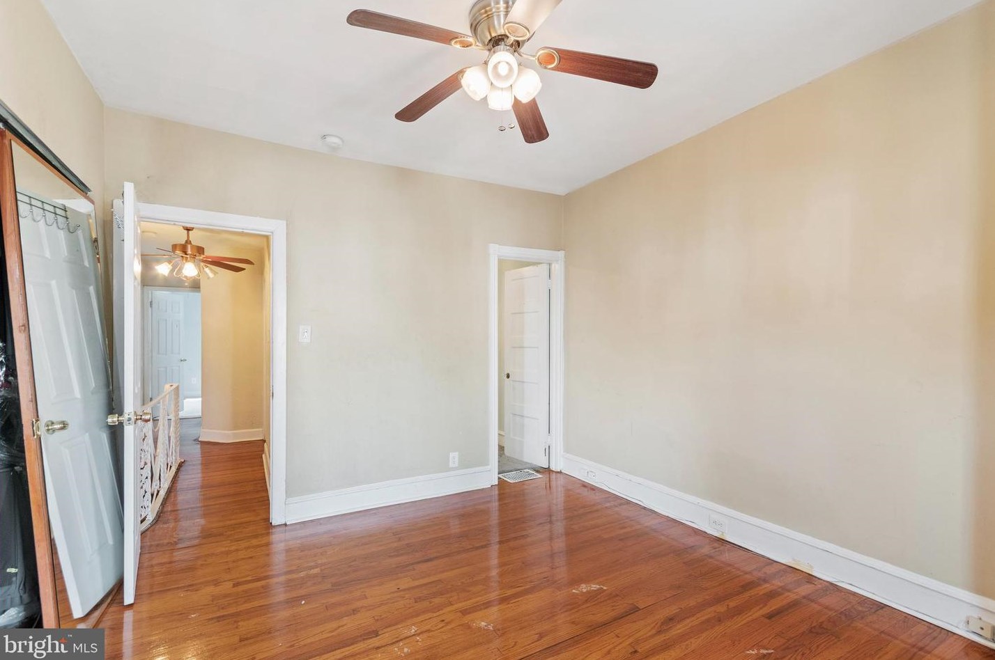 422 Wellens Ave, Philadelphia PA 19120-3333 exterior